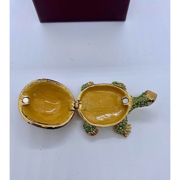 Taylor Avedon Turtle Jewelry/Trinket Box - Picture 6 of 6